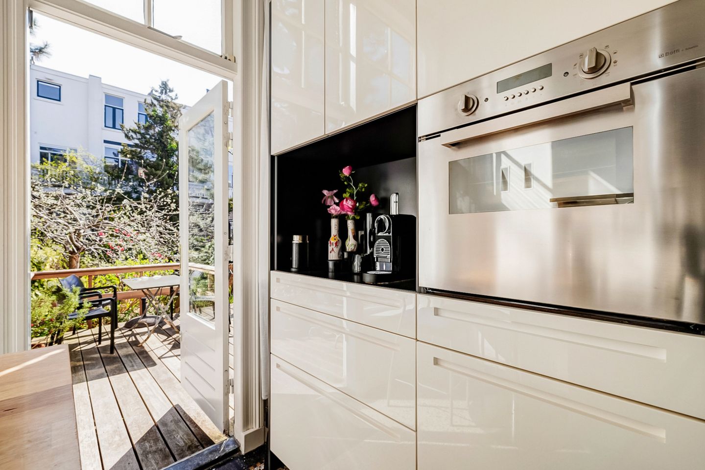 Photo 19 of Voorschoterlaan 36