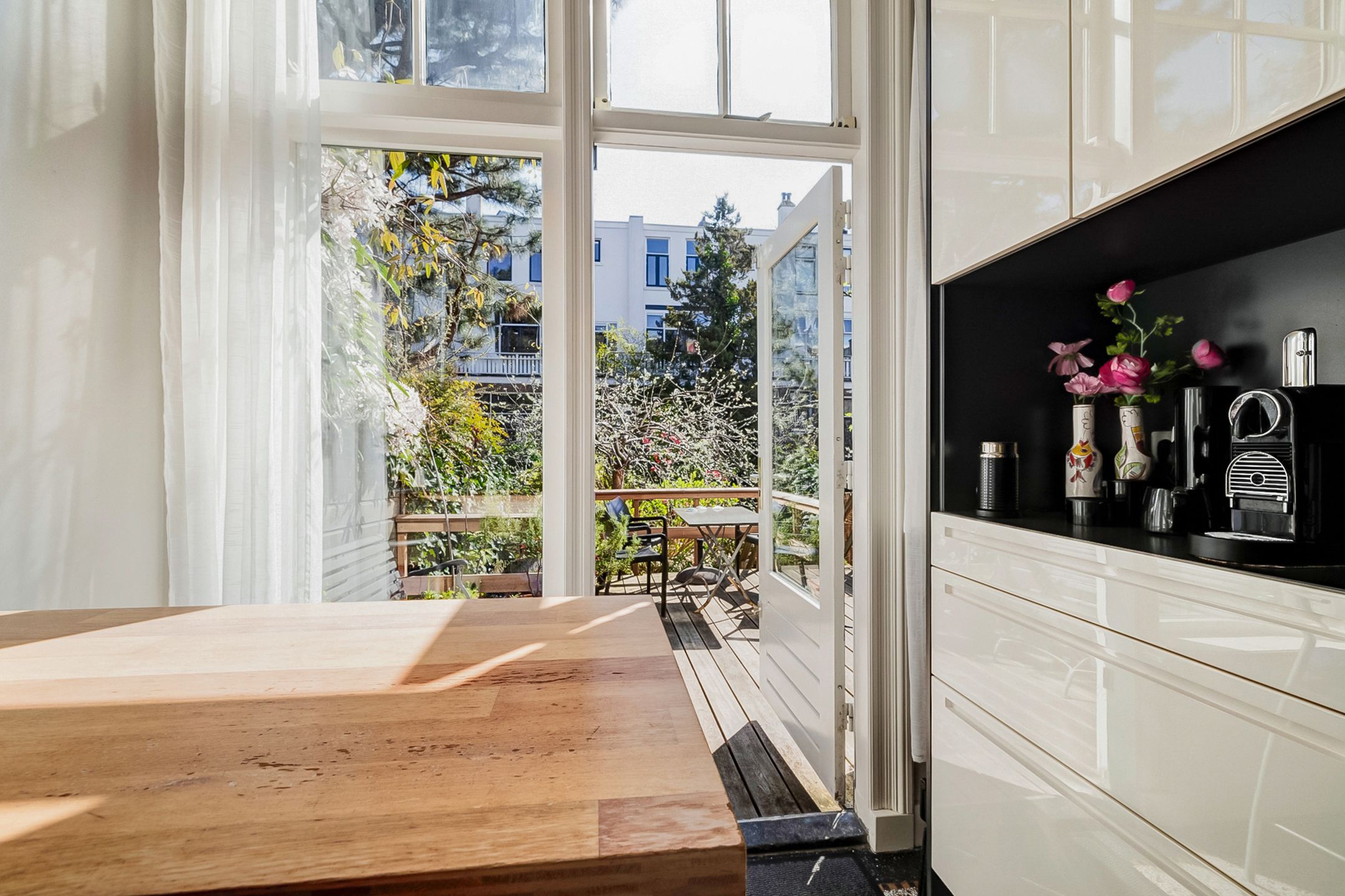 Photo 21 of Voorschoterlaan 36