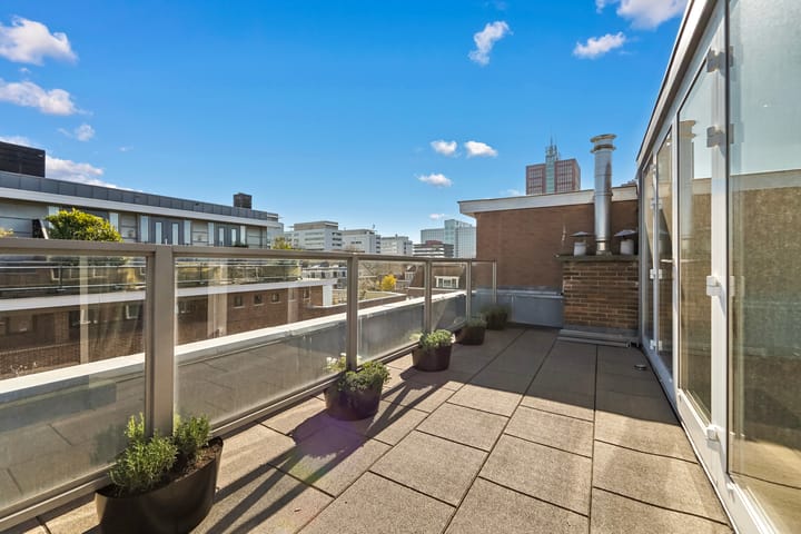 Foto 32 van Van der Parrastraat 32