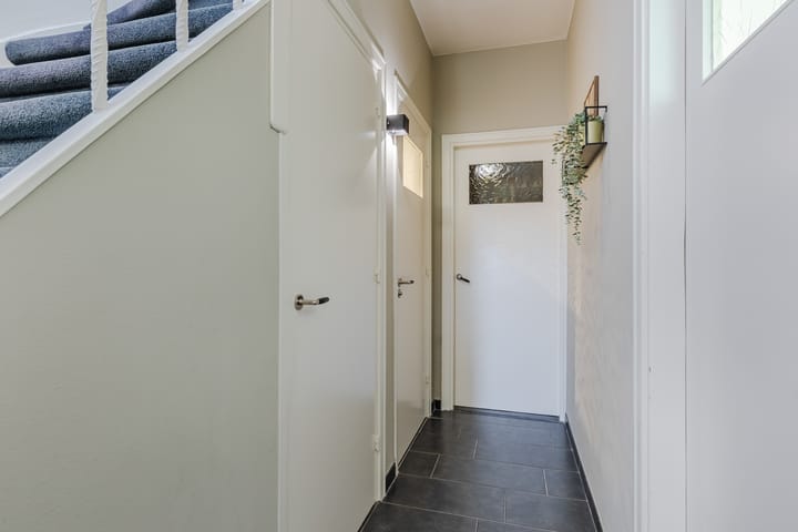 Foto 9 van van Schelbergenstraat 21