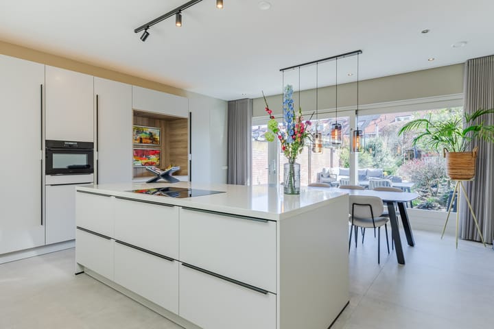 Foto 24 van van Schelbergenstraat 21