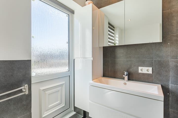 Foto 39 van van Schelbergenstraat 21