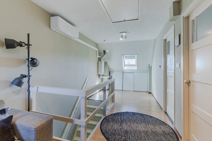 Foto 44 van van Schelbergenstraat 21