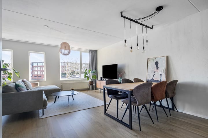 Foto 2 van Sara Burgerhartsingel 325