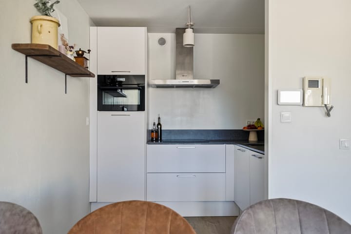 Foto 15 van Sara Burgerhartsingel 325