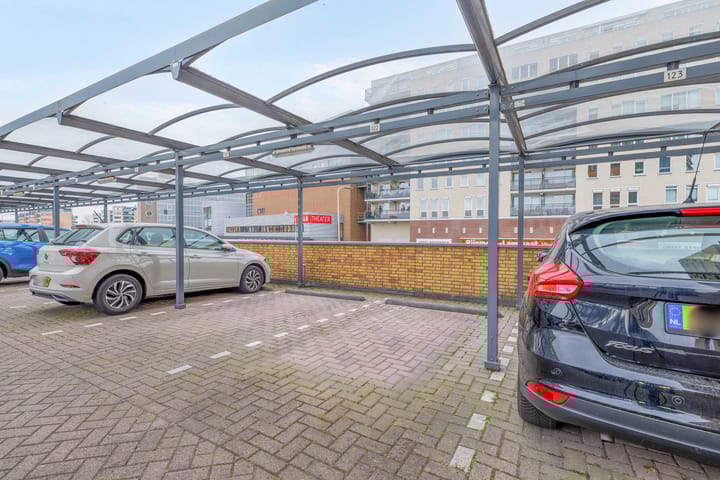 Foto 28 van Buizerdhof 245