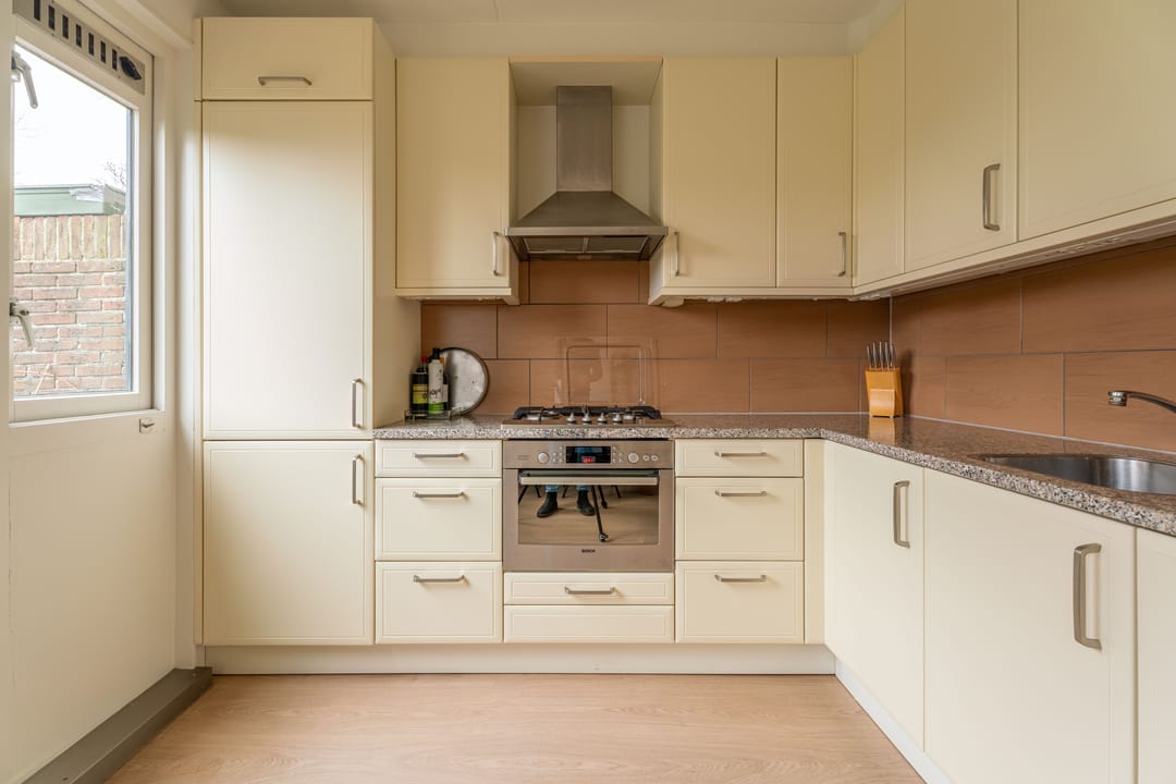 Photo 8 of Kamille 16