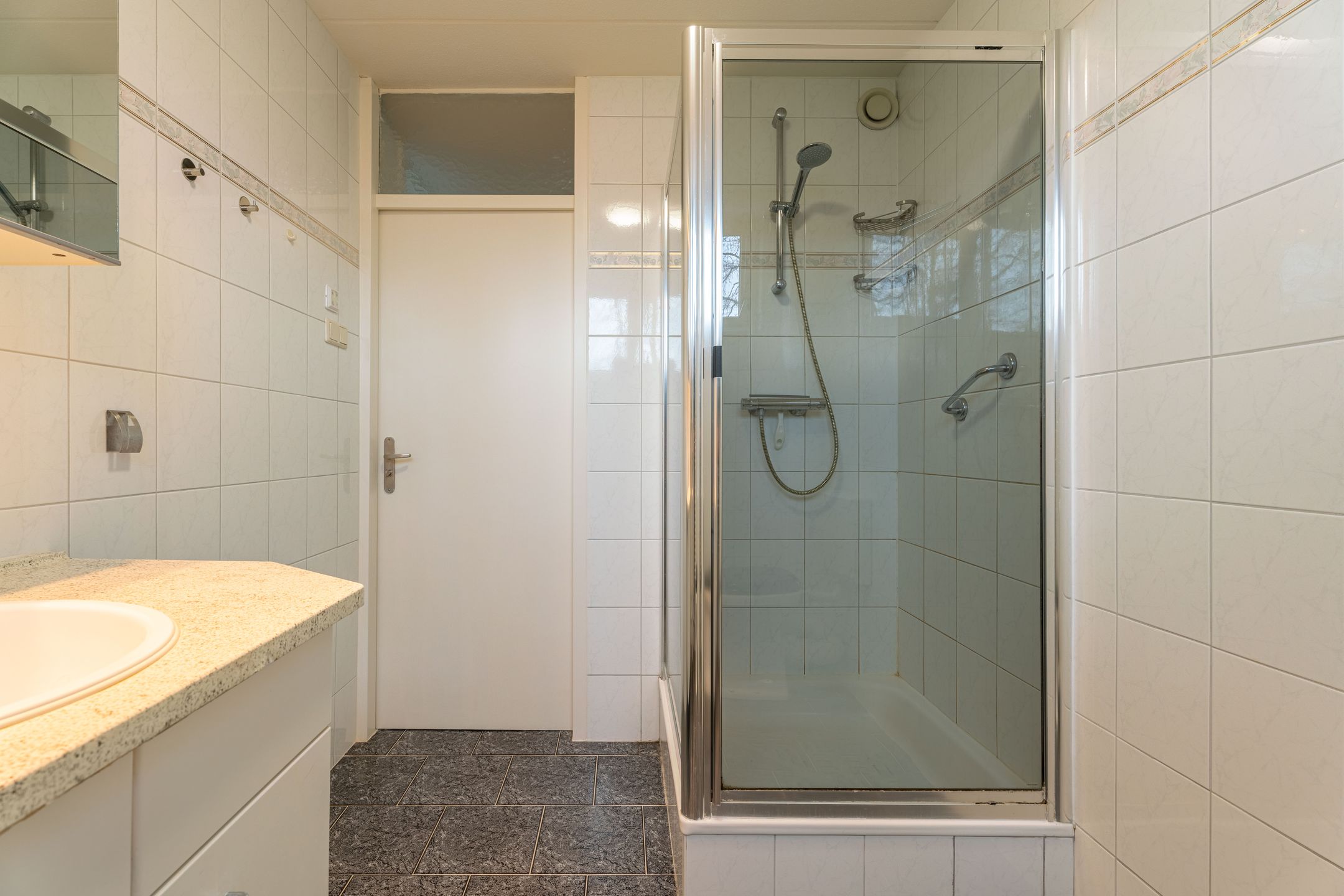 Photo 18 of Kamille 16