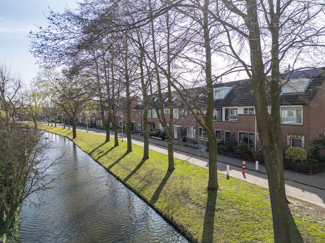 Photo 2 of Kamille 16