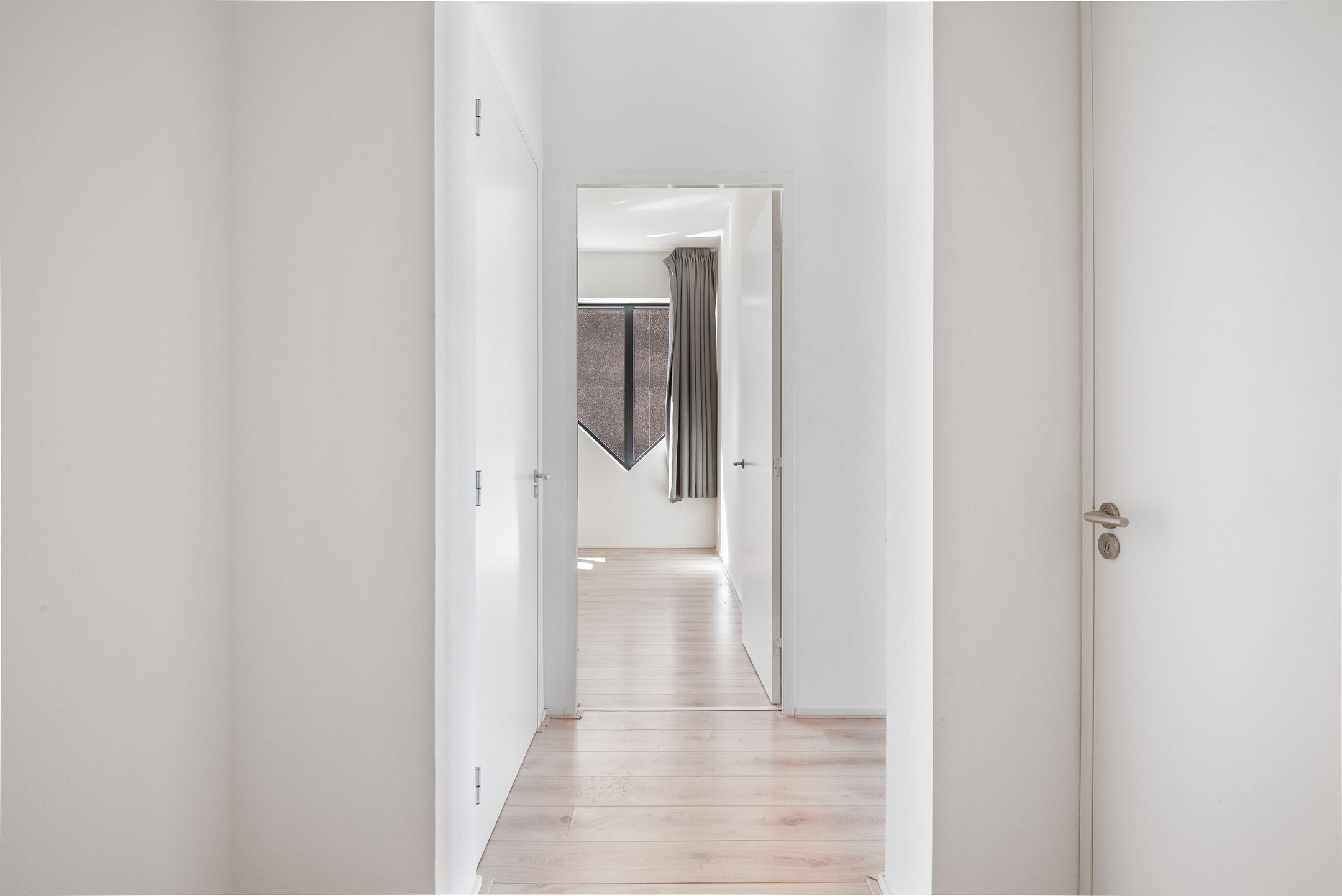 Foto 21 van Anna van Buerenplein 96