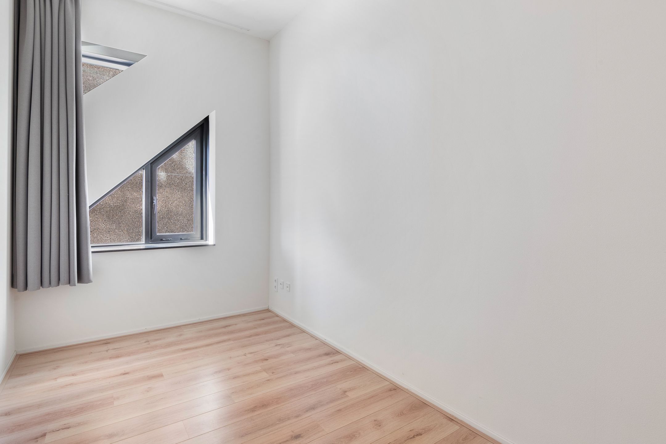 Foto 27 van Anna van Buerenplein 96