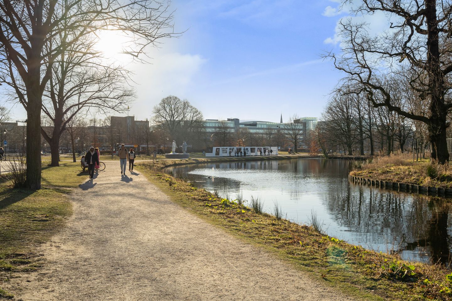 Foto 40 van Anna van Buerenplein 96