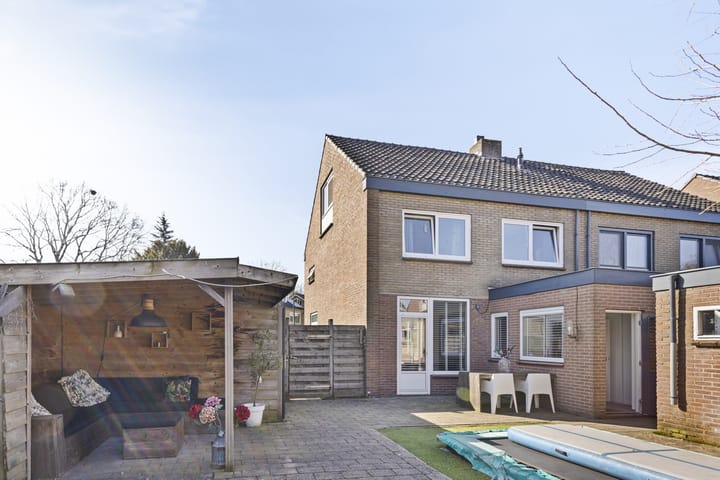 Foto 1 van Dahliastraat 43