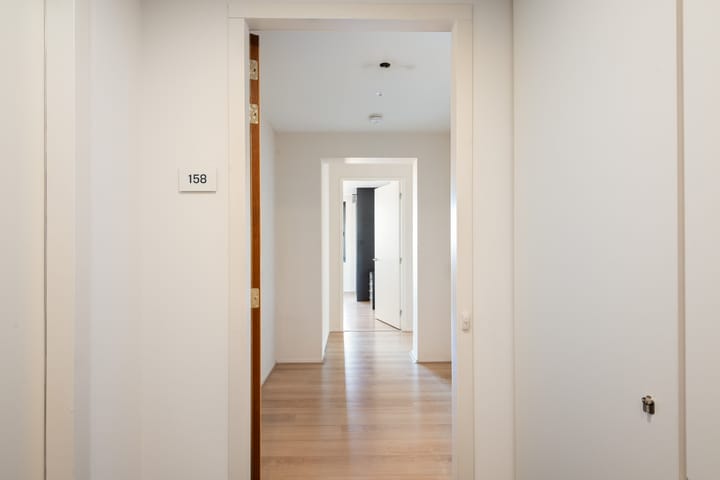 Foto 2 van Anna van Buerenplein 158