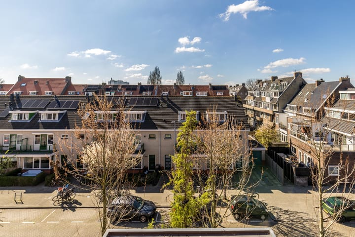 Photo 33 of Duizendschoonstraat 6-C