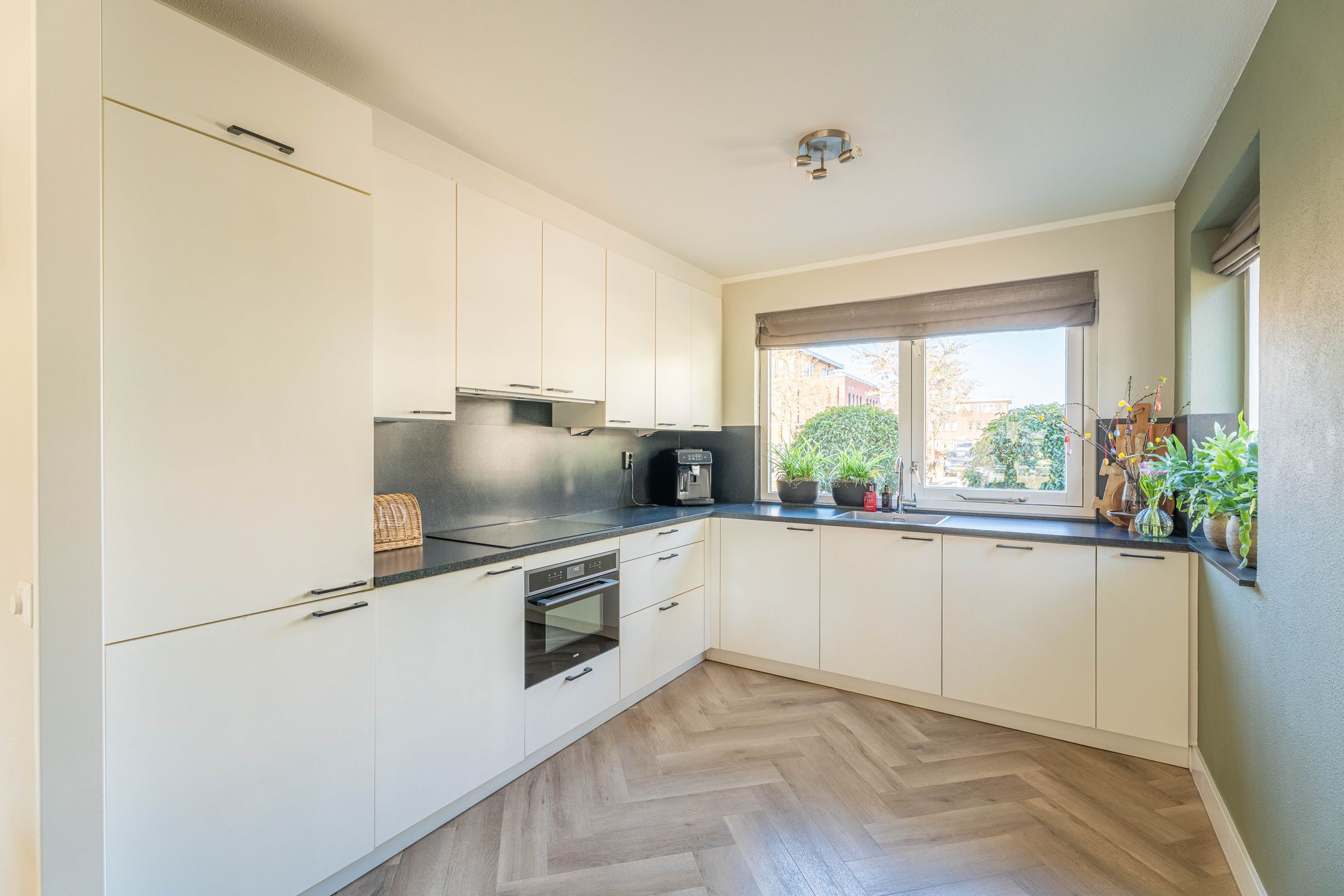 Photo 6 of Anthonie van Dyckstraat 1