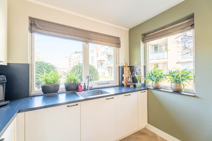 Photo 8 of Anthonie van Dyckstraat 1