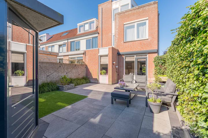 Photo 30 of Anthonie van Dyckstraat 1