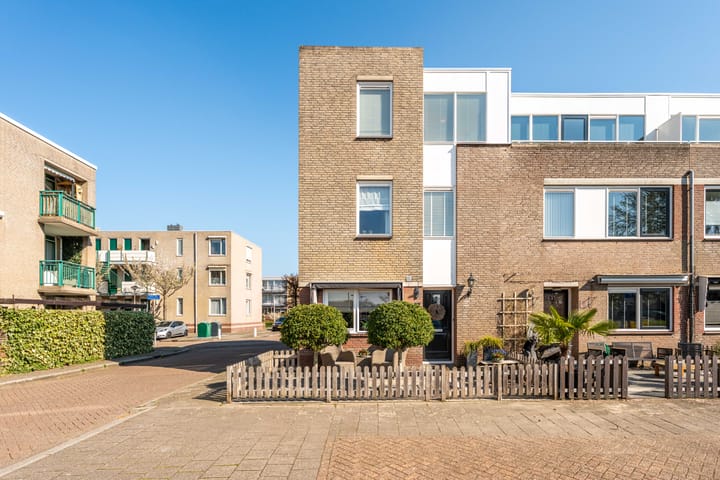 Photo 32 of Anthonie van Dyckstraat 1