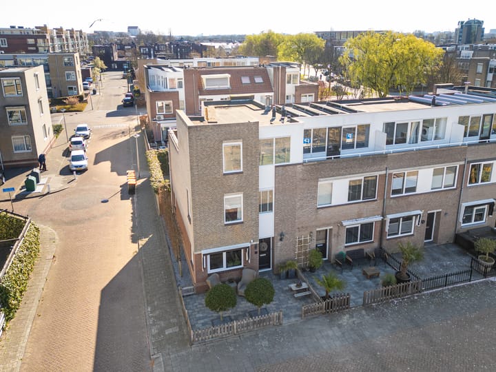 Photo 33 of Anthonie van Dyckstraat 1