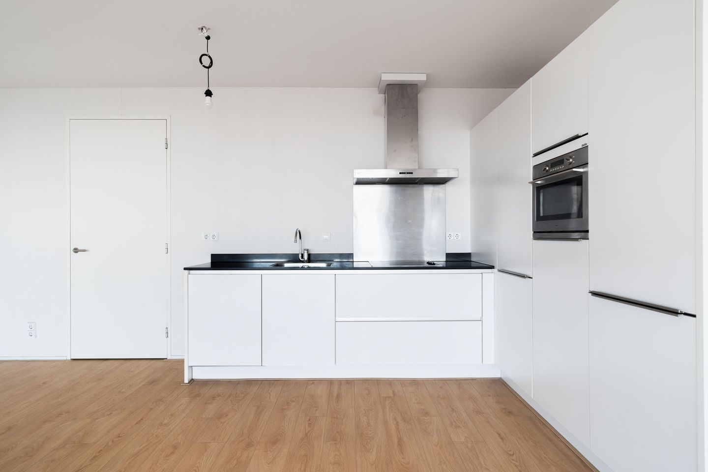 Foto 20 van Anna van Buerenplein 232