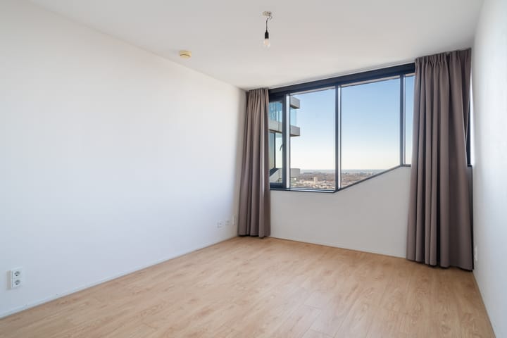 Foto 27 van Anna van Buerenplein 232