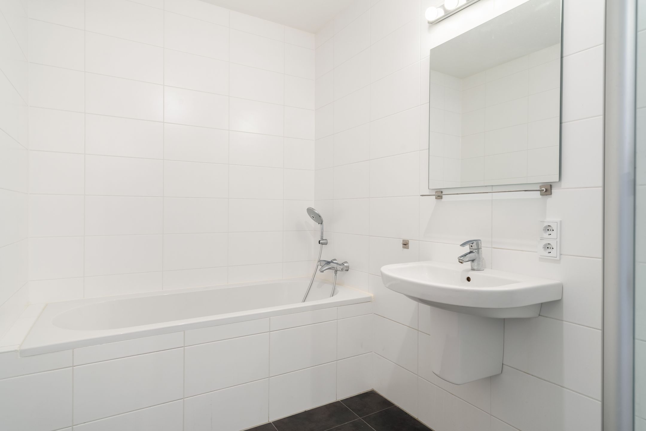 Foto 33 van Anna van Buerenplein 232