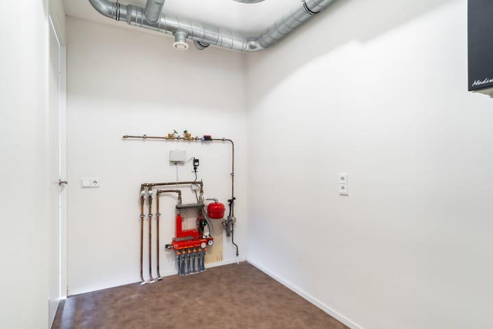 Foto 35 van Anna van Buerenplein 232