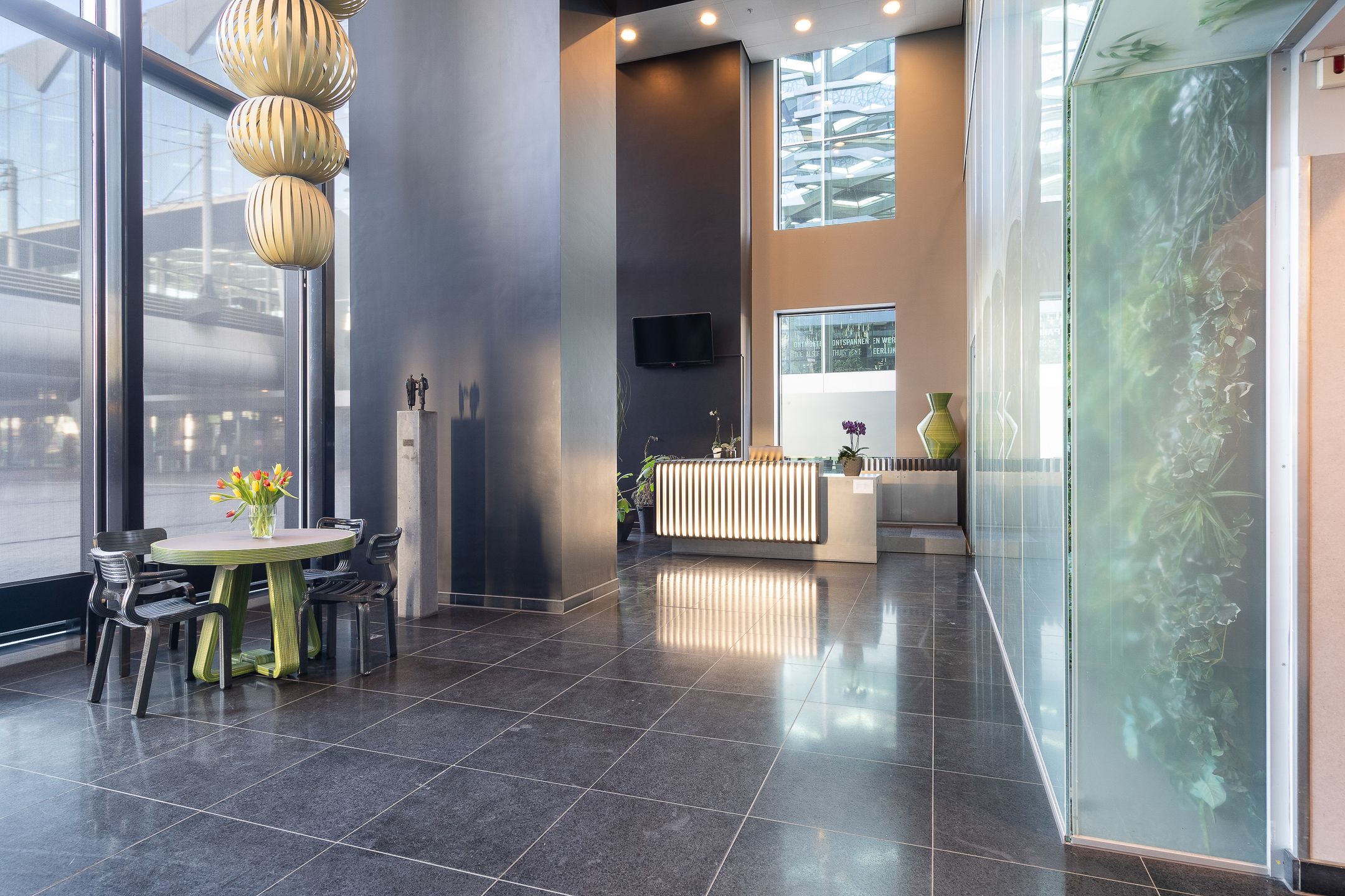 Foto 36 van Anna van Buerenplein 232