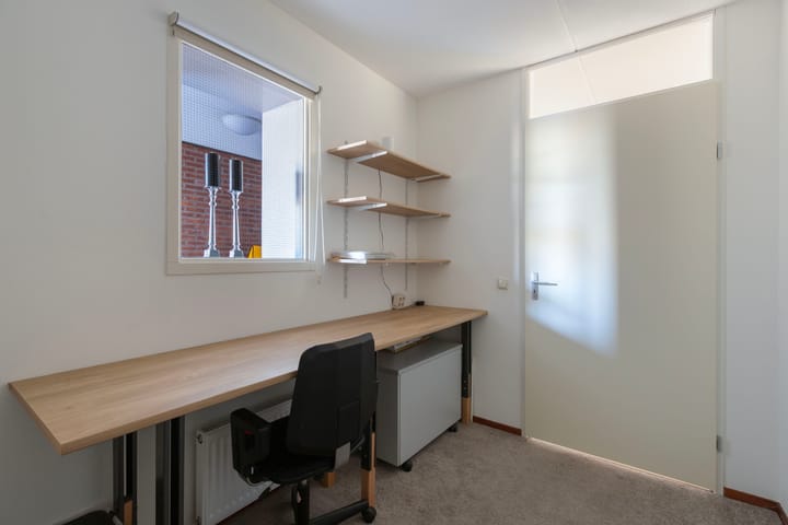 Photo 30 of De Tippe 205