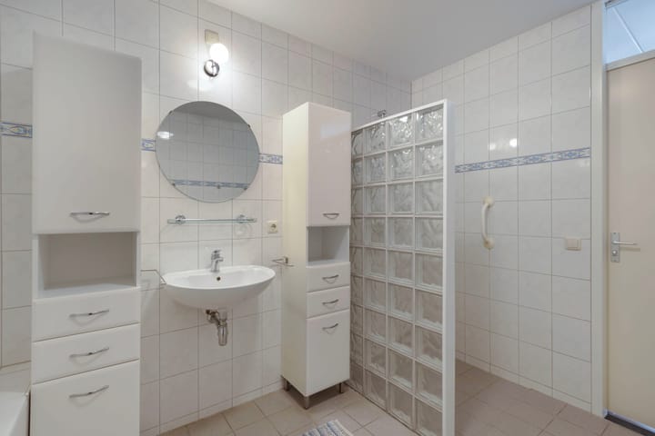 Photo 32 of De Tippe 205