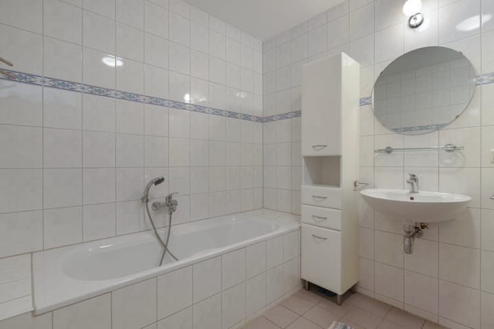 Photo 33 of De Tippe 205