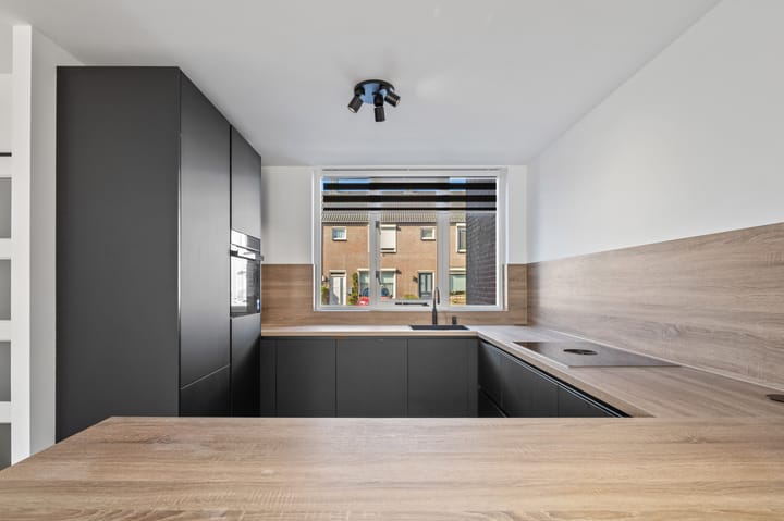 Foto 12 van Moerasbos 8