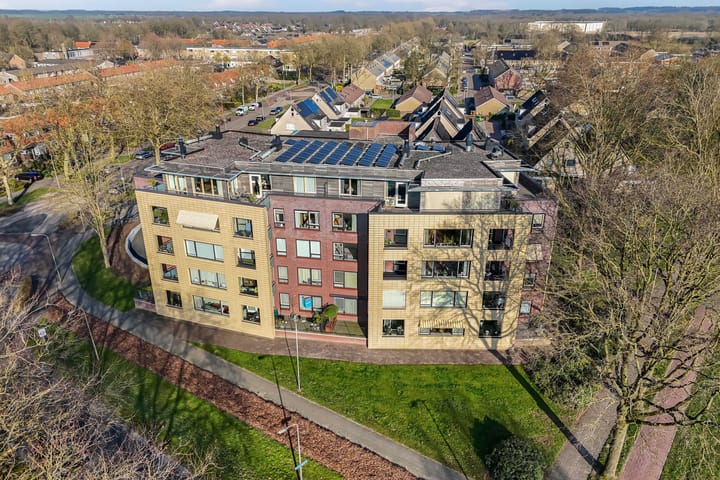 Photo 38 of De Tippe 205