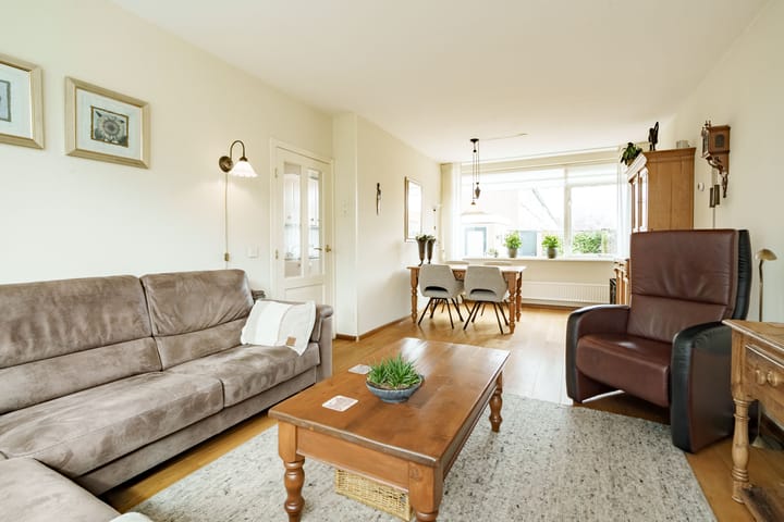 Foto 7 van Burg. de Geerplantsoen 9