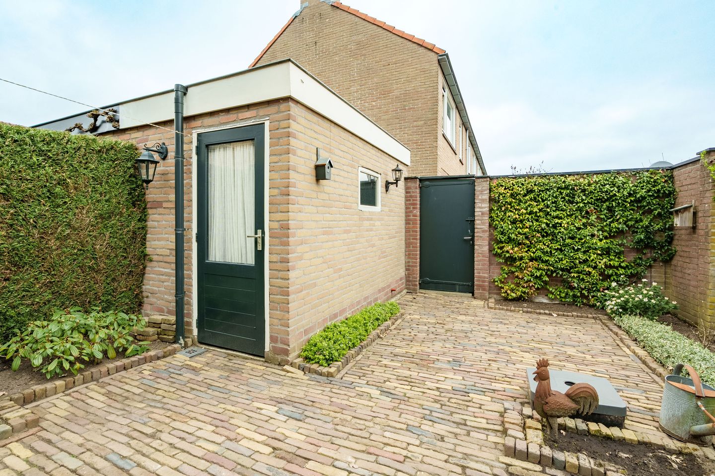 Photo 20 of Burg. de Geerplantsoen 9