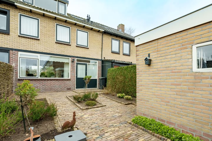 Foto 21 van Burg. de Geerplantsoen 9