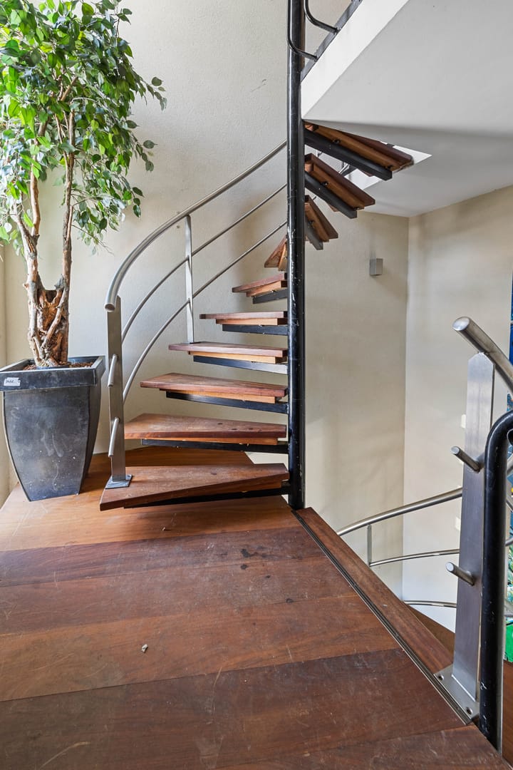 Foto 6 van Van Hallstraat 32