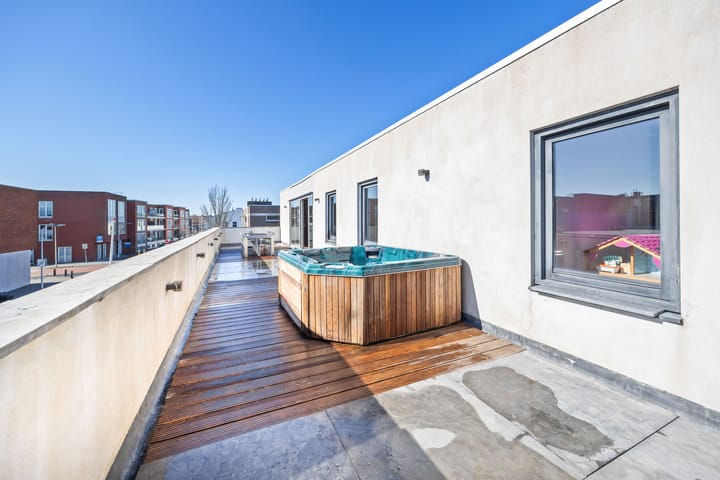 Foto 23 van Van Hallstraat 32