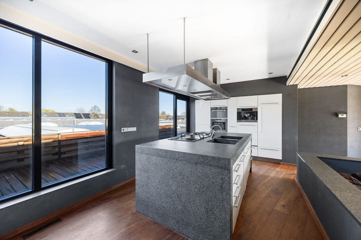 Foto 27 van Van Hallstraat 32