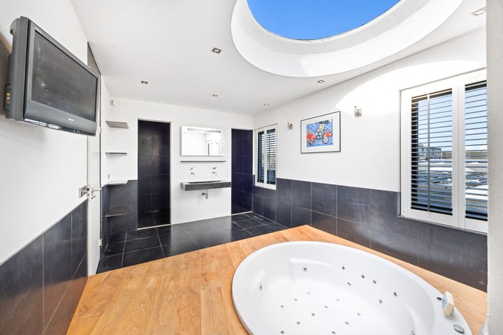 Foto 34 van Van Hallstraat 32