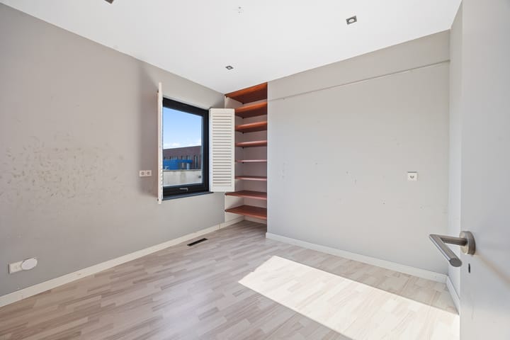 Foto 44 van Van Hallstraat 32