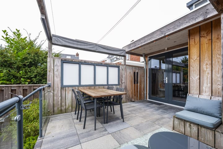 Photo 31 of J.D. van Leeuwenstraat 22