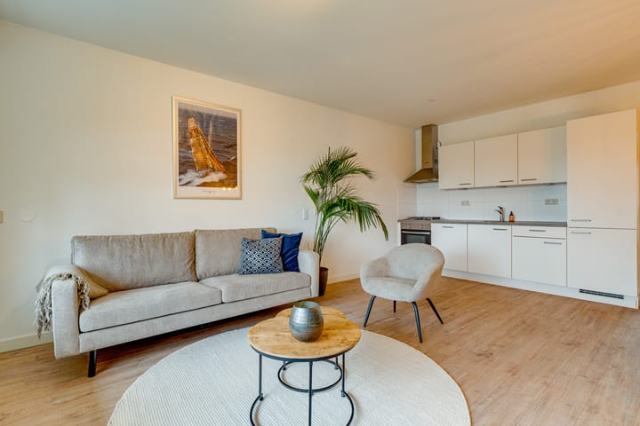 Foto 5 van Aert van Neslaan 242