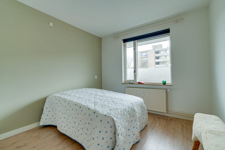 Foto 14 van Aert van Neslaan 242