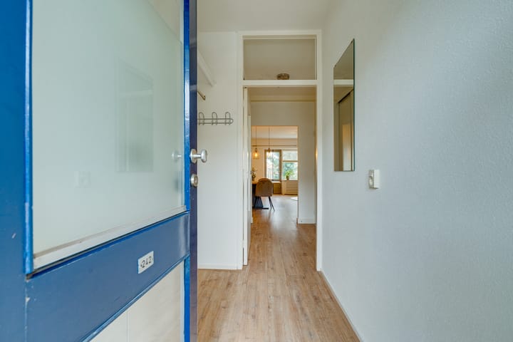 Foto 20 van Aert van Neslaan 242