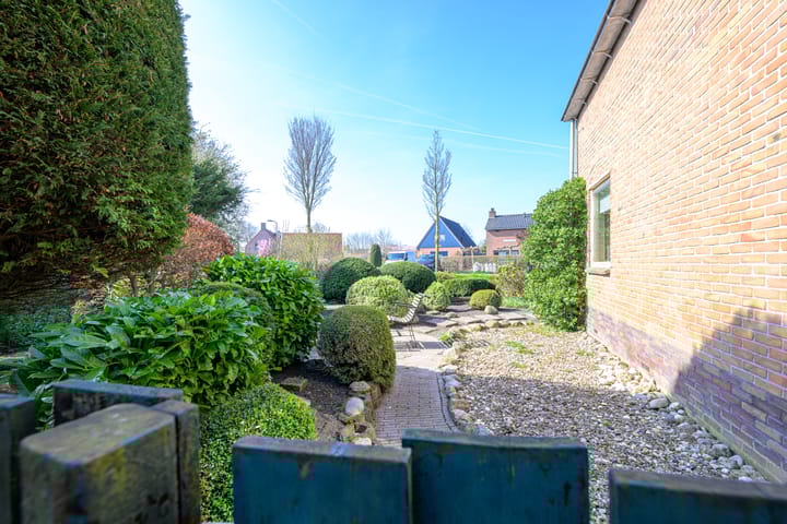 Photo 34 of Nieuweweg 49