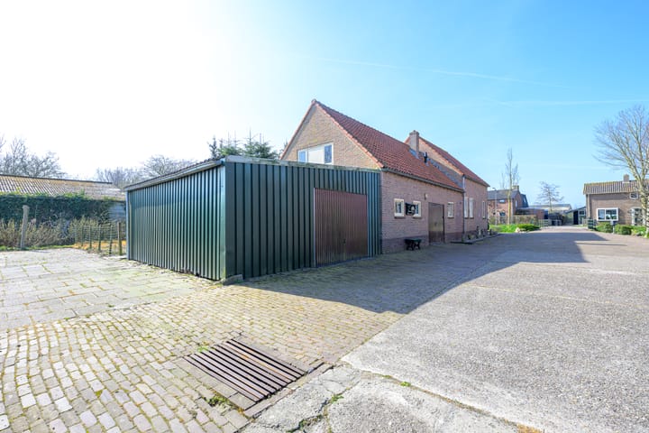 Photo 39 of Nieuweweg 49