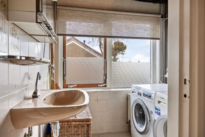 Photo 26 of Elzenstraat 73