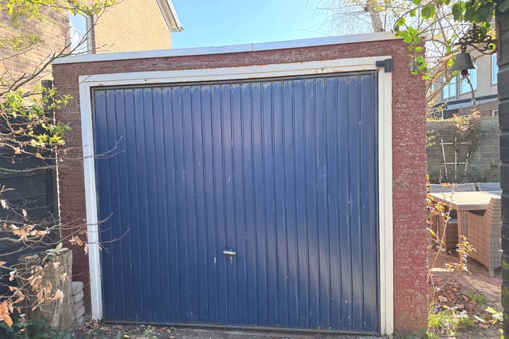 Photo 34 of Elzenstraat 73